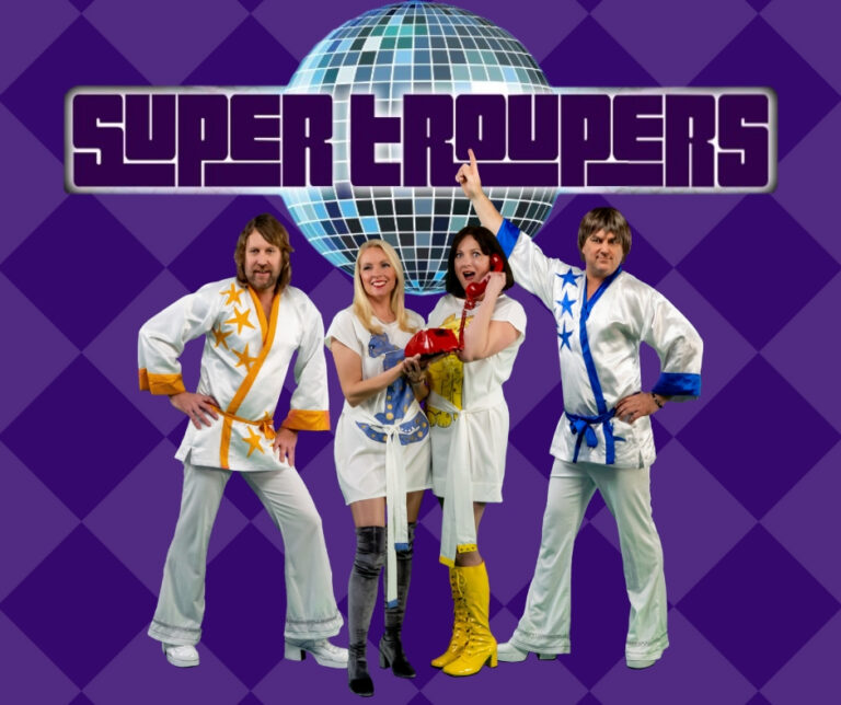 SuperTroupers_IMG4